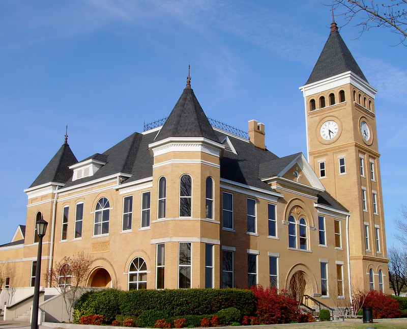 Saline County Courthouse
